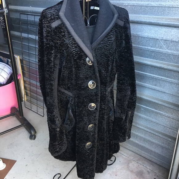 Free People Jackets & Blazers - 🔥NOT FOR SALE) FREE PEOPLE FAUX POODLE CUT COAT